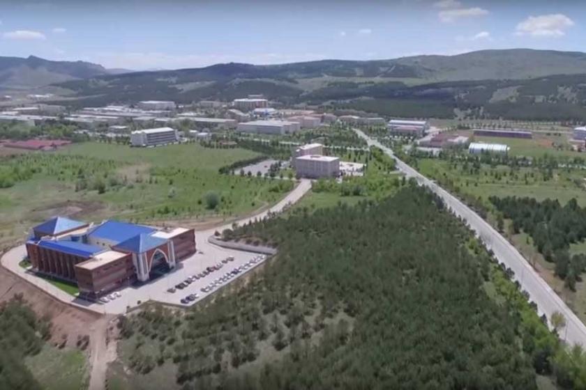 Sivas Cumhuriyet Üniversitesi kadroları akrabalarla doldu