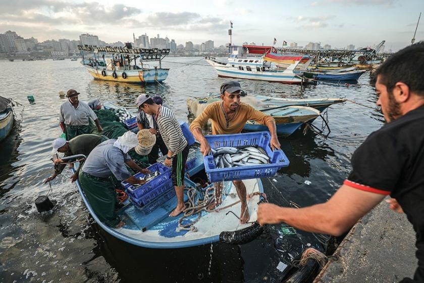 Gazze’de balıkçıların avlanma mesafesi 9 mile çıkarıldı