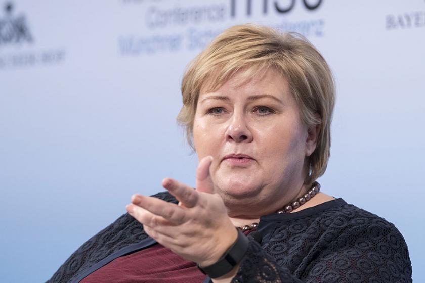 Norveç Başbakanı Erna Solberg, kadınların 2 çocuk yapmasını istedi