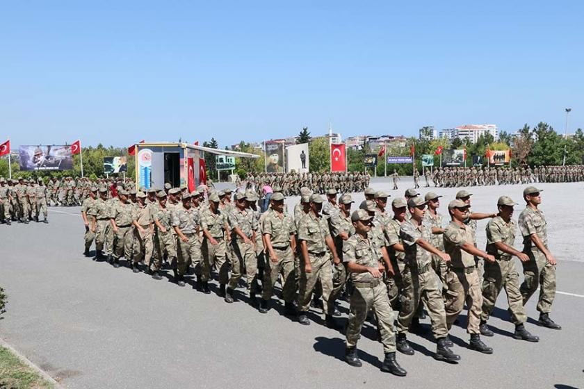 Bedelli askerlikte başvuru 500 bine yaklaştı