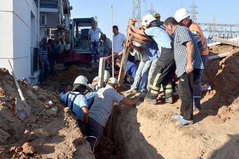 Doğalgaz hattı kazısında toprak kayması: 2 işçi ağır yaralı