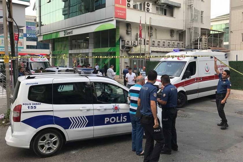 Çekmeköy'de silahlı kavga: 1 polis öldü, eşi ve bir astsubay yaralandı