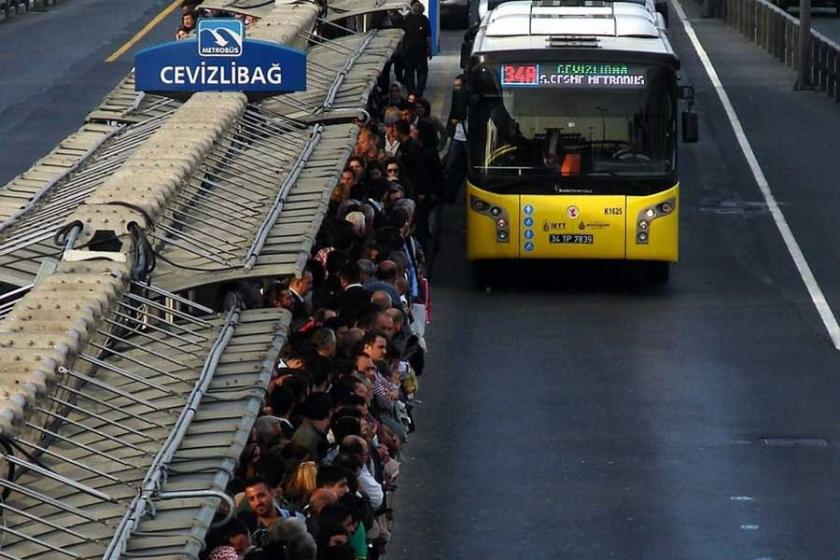 Saadet Partisinden seçim çağrısı: Mesai çıkışı metrobüse koşalım