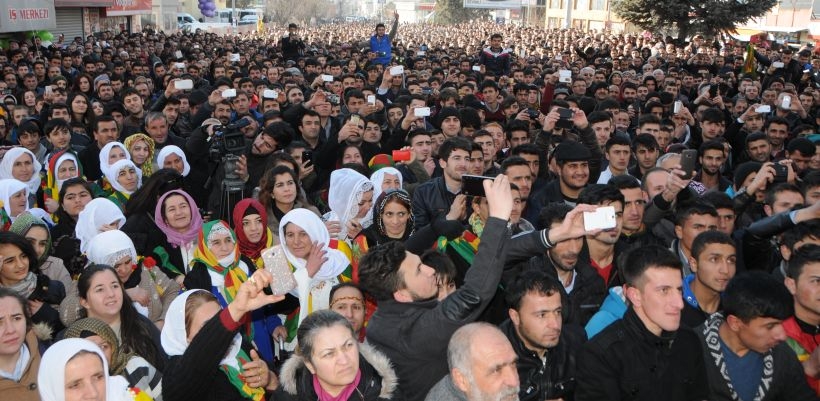 Van'da miting havasında açılış