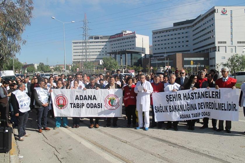 Adana Şehir Hastanesi’nin 1 yılı: Doktor şikayetçi maddi yük vatandaşa