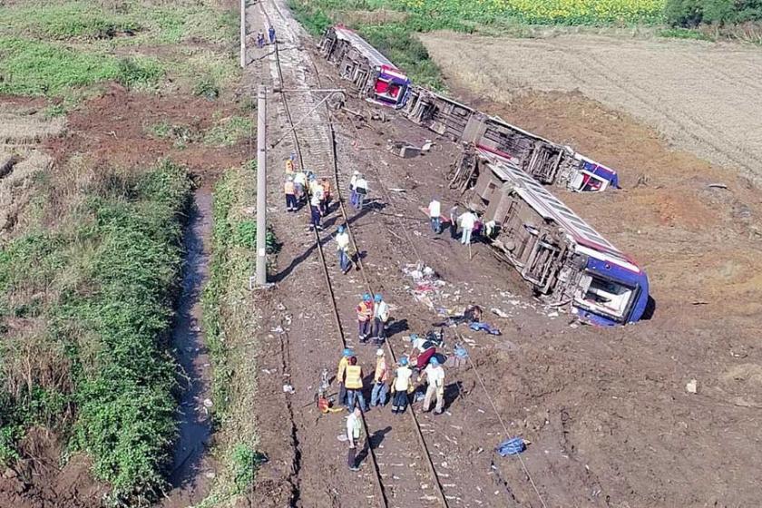 Çorlu tren kazasında 'asıl kusurlu' bulunan 4 kişi serbest bırakıldı -  Evrensel