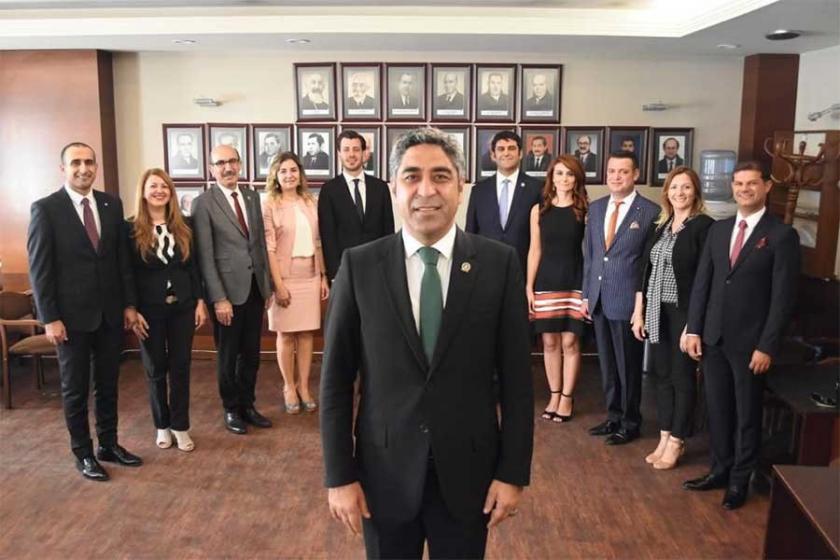 Adana'da Demokrat Avukatlar kazandı