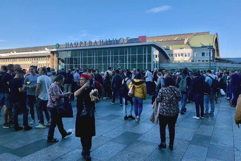 Köln merkez tren istasyonunda rehine krizi