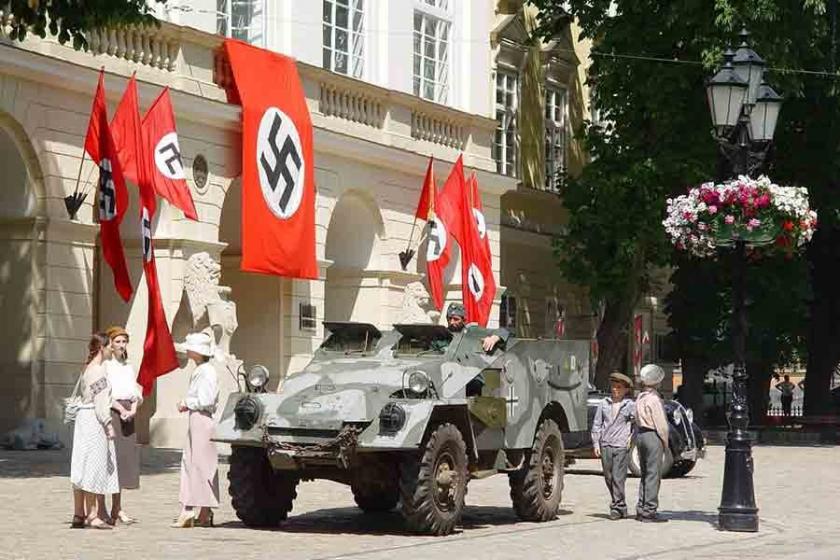 Liberaller ayılırken sosyal demokratlar bayılıyor