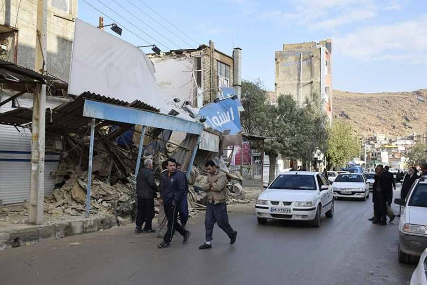 İran'da 6,4 büyüklüğünde deprem meydana geldi