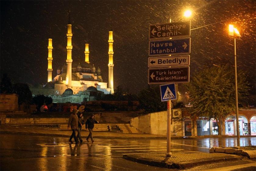 Edirne'nin ardından Tekirdağ'da da kar yağışı başladı