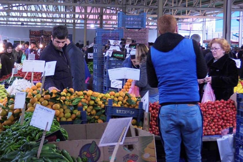 Tüketici güven endeksi ocak ayında gerileyerek 58,2 oldu