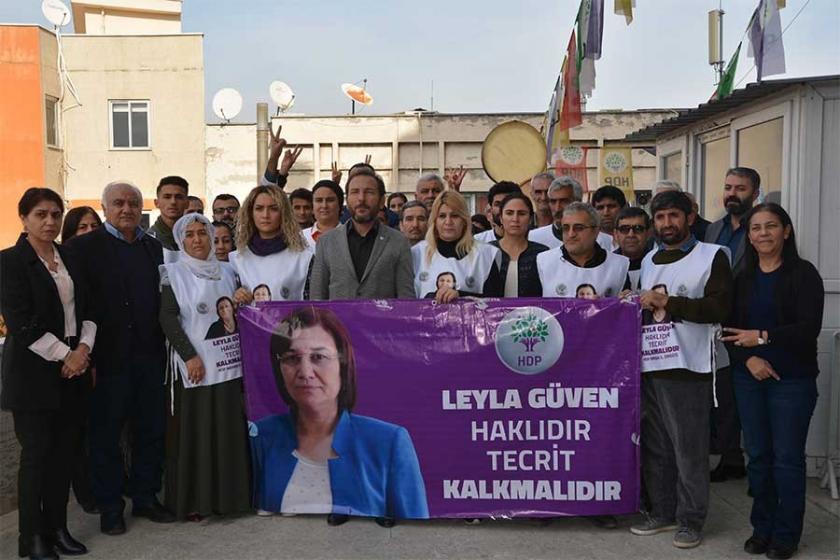 Tutuklu vekil Leyla Güven'le dayanışma büyüyor