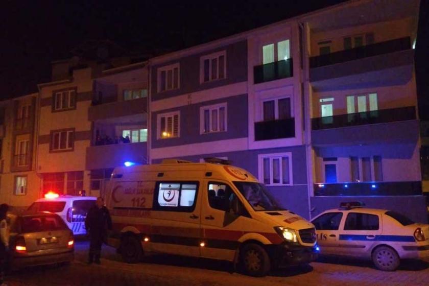 Evli olduğu kadını ve 5 aylık bebeği öldürdü, tutuklandı