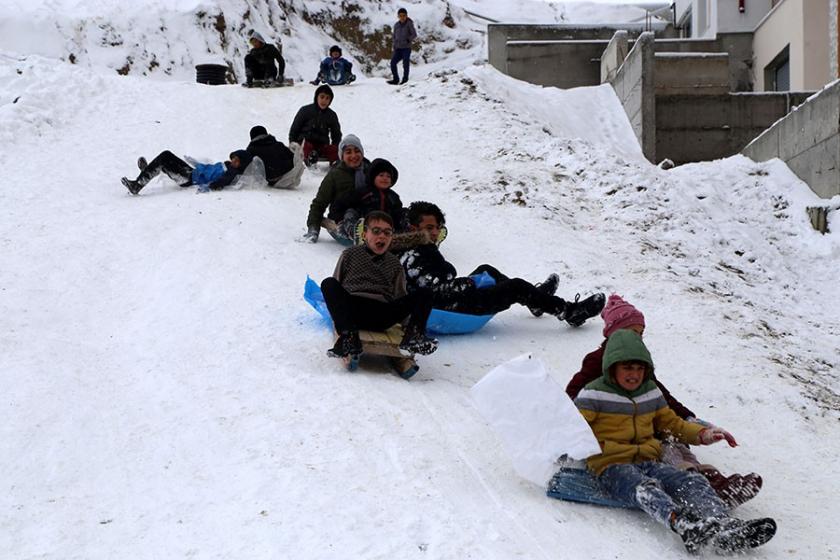 7 Ocak Pazartesi günü kar nedeniyle okulların tatil edildiği iller