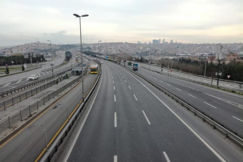 2019'un ilk günü İstanbul'da yollar boş kaldı