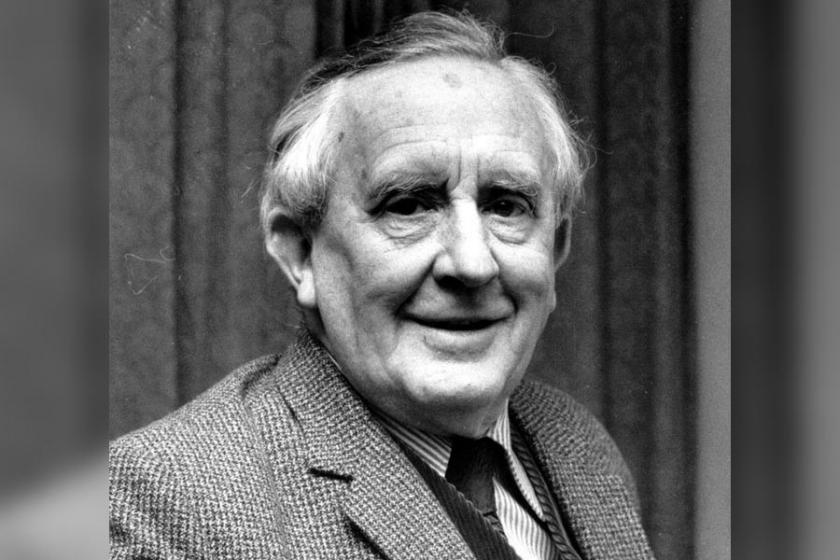 J.R.R Tolkien kimdir?