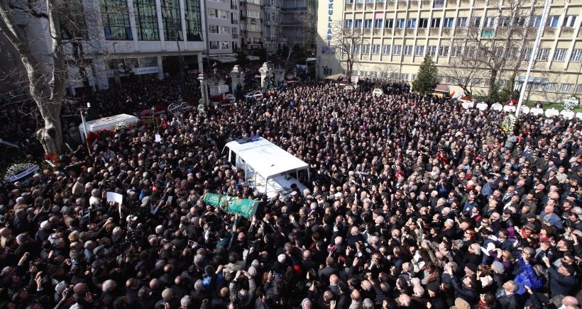 Yaşar Kemal, bu ülkenin kalbine gömüldü