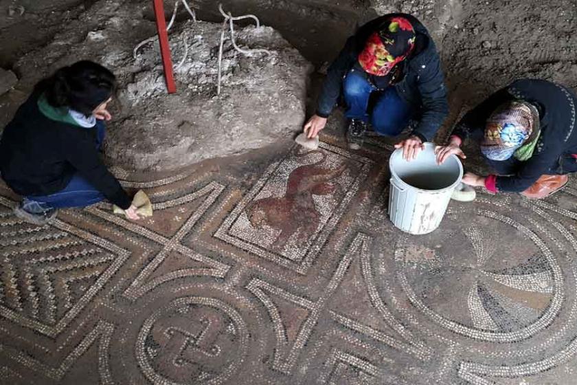 Kadirli'de Zeugma ile eş değer eserler gün yüzüne çıkıyor