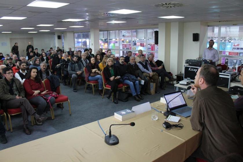 Çukurova Kitap Fuarı’nda Kriz ve Marksizm söyleşisine ilgi yoğun oldu