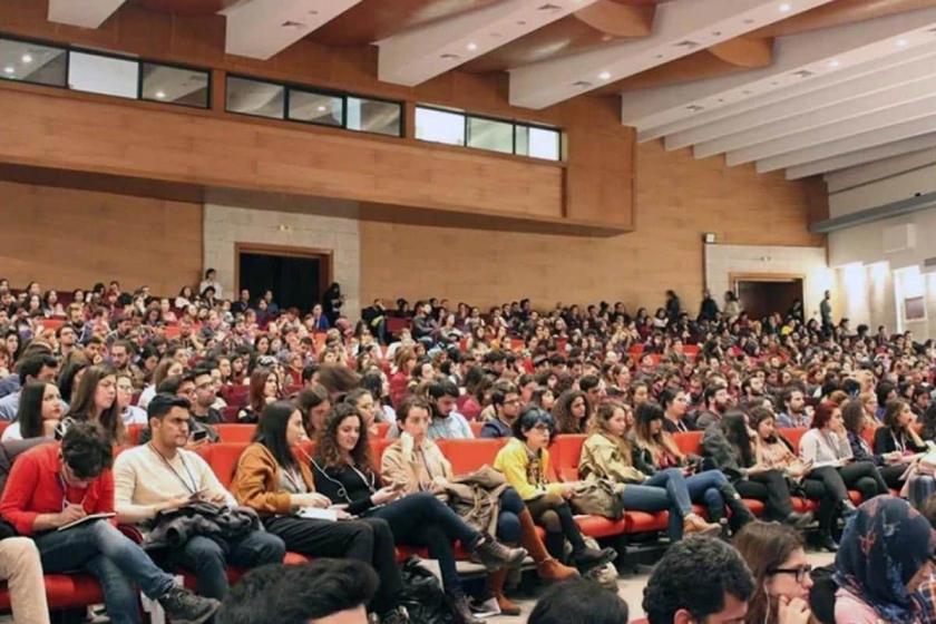 Hacettepe öğrencilerinden Aykut Kence Evrim Konferansı desteği