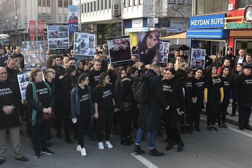 Tren kazasında hayatını kaybedenlerin yakınları adalet için yürüdü