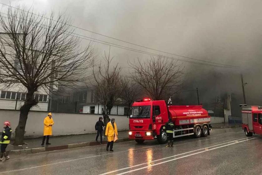 Antep'te iplik fabrikasında yangın