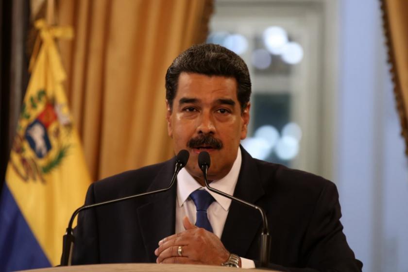 Maduro: Venezuela'daki darbe girişimi çöktü