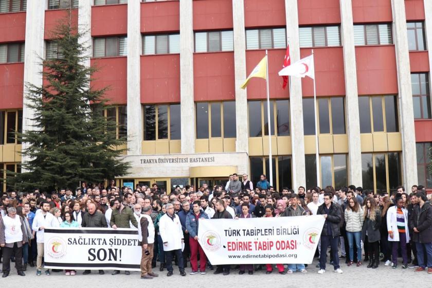 Edirne’de doktora şiddet protesto edildi