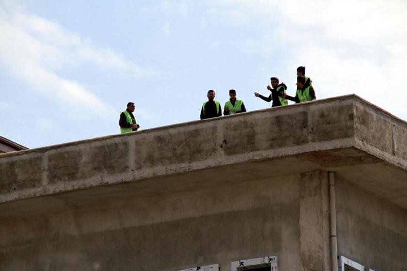 Yevmiyelerini alamayan 7 inşaat işçisi intihar girişiminde bulundu