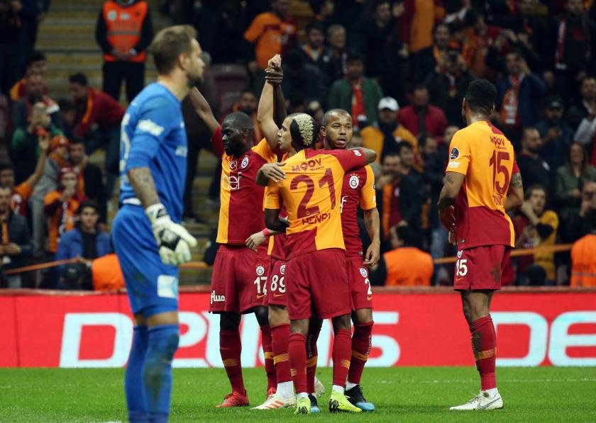 Galatasaray, Antalyaspor'u 5-0 yendi