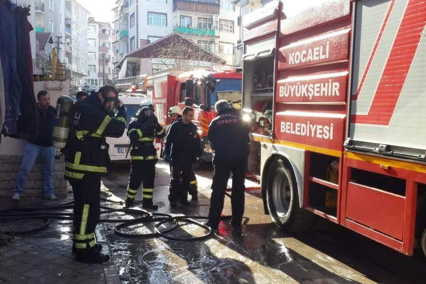 Kocaeli'de bir erkek, kendisinden boşanmak isteyen kadının evini yaktı