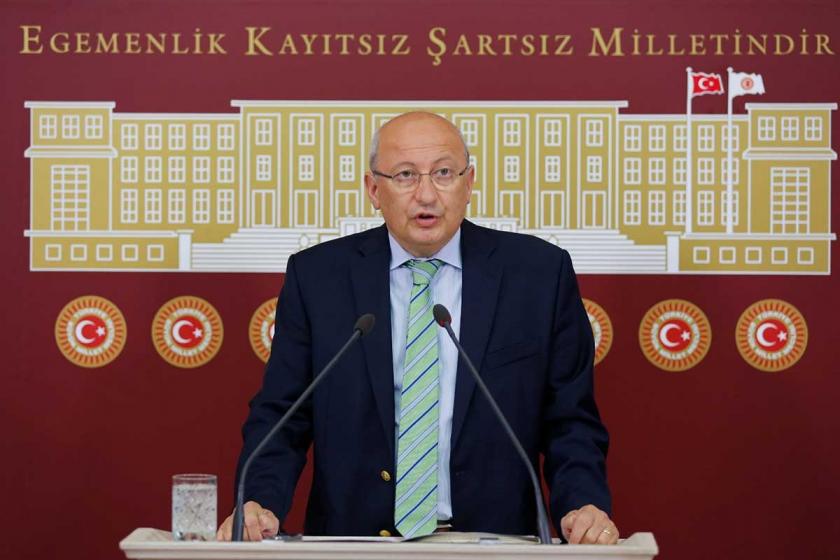 CHP Milletvekili Utku Çakırözer’den Cumhurbaşkanlığının fişleme anketine tepki