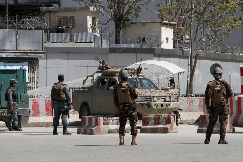 Afganistan’da bakanlık binasına saldırı düzenlendi