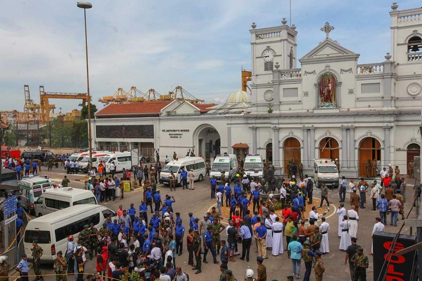 Sri Lanka'da kilise ve otellere bombalı saldırılar: 253 ölü