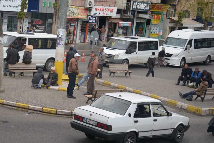 Diyarbakır Bağlar’da halk işsizliğe tepki gösteriyor