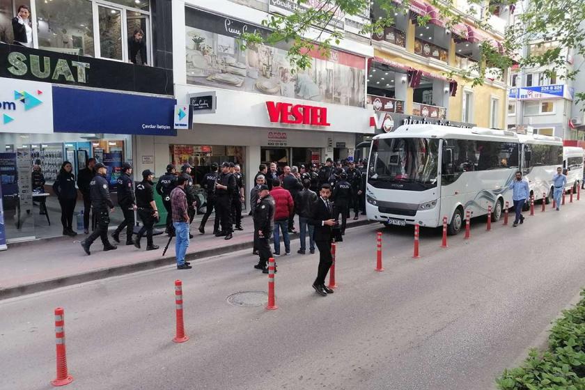 Gebze'de polisin şiddetine maruz kalan annelere polis ablukası