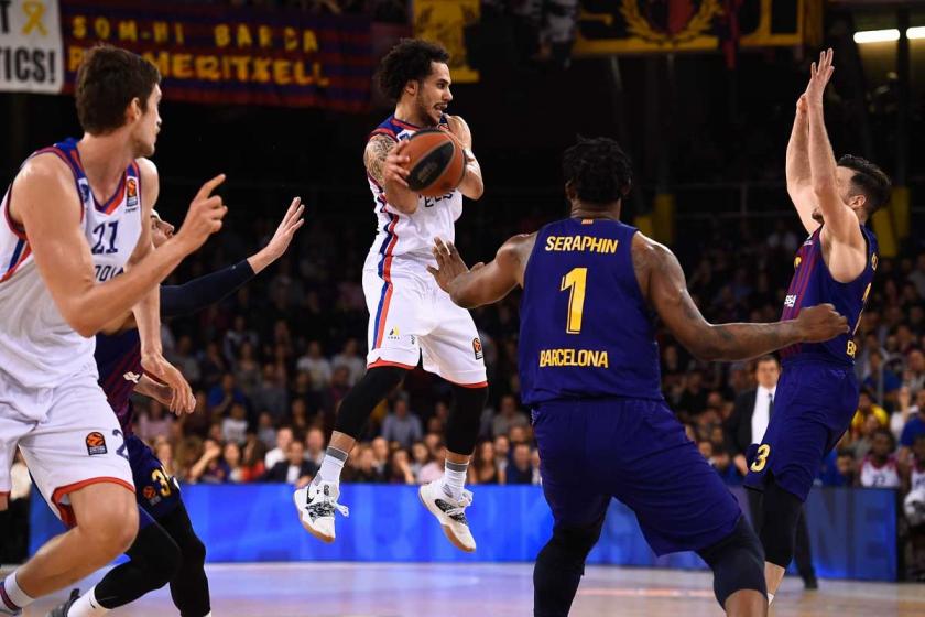 Anadolu Efes, Barcelona Lassa'ya 82-72 mağlup oldu