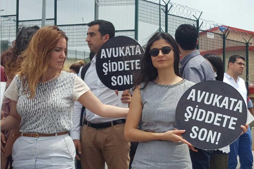 Bursa Barosundan polislerin Av. Fesih Demir'e yönelik saldırısına tepki