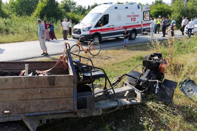 Düzce ve Isparta’da iki ayrı ‘pat pat’ devrildi: 2 ölü, 6 yaralı