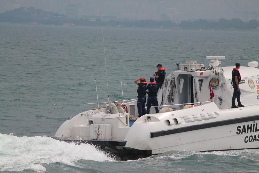 Gemlik açığında sürüklenen teknedeki 8 kişi kurtarıldı: 1 ölü, 1 kayıp