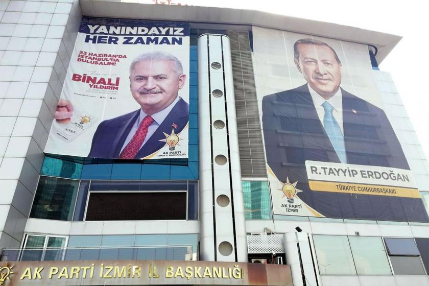 Seçim İstanbul’da, Binali Yıldırım afişi 81 ilde