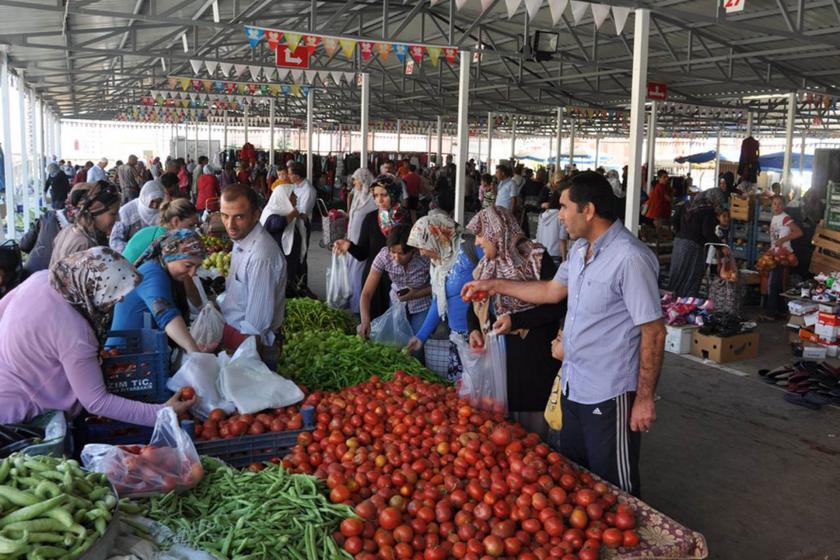 Aldıkları maaşla geçinemeyen emekliler: Yaşayan ölüleriz