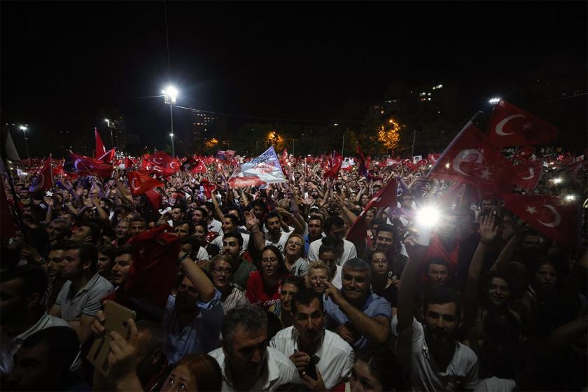 ‘Her şeyi çok güzel yapabiliriz’: ‘Mağduriyet’ten kolektif eyleme