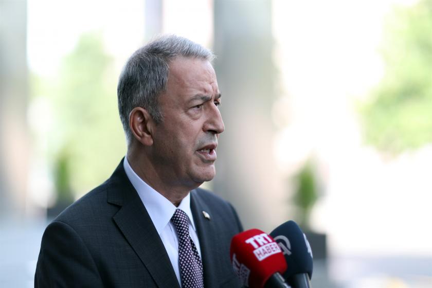 Hulusi Akar ile Mark Esper telefonda S-400'leri görüştü