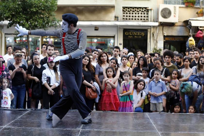 Urla köylerinde tiyatro festivali 3'üncü gününde