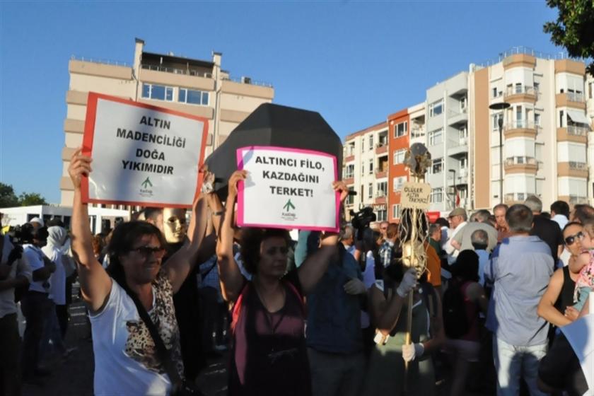 Çanakkale'de ağaç katliamına ve siyanürle maden aramaya tepki büyüyor!