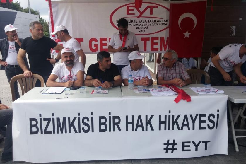 Gebze’de EYT standına yoğun ilgi: EYT’liler mücadelede kararlı