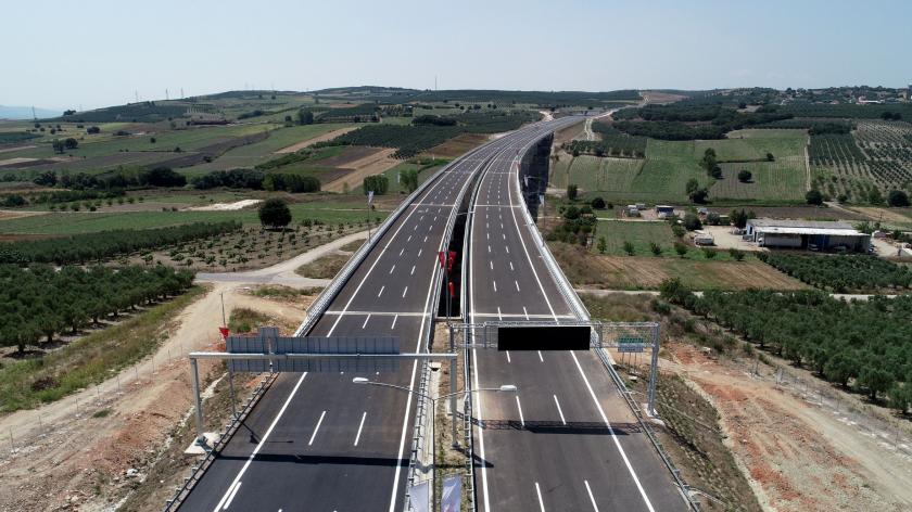 İstanbul-İzmir Otoyolu'nun gidiş-dönüş maliyeti otomobillere 512 lira!