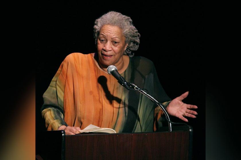 Irkçılık karşıtı Yazar Toni Morrison hayatını kaybetti